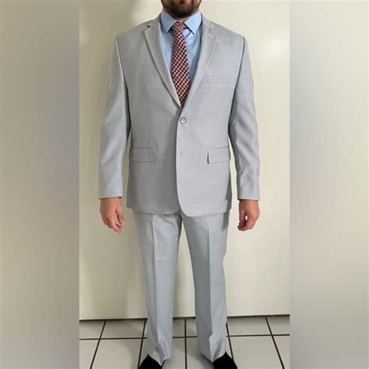 Is Alfani a good suit?