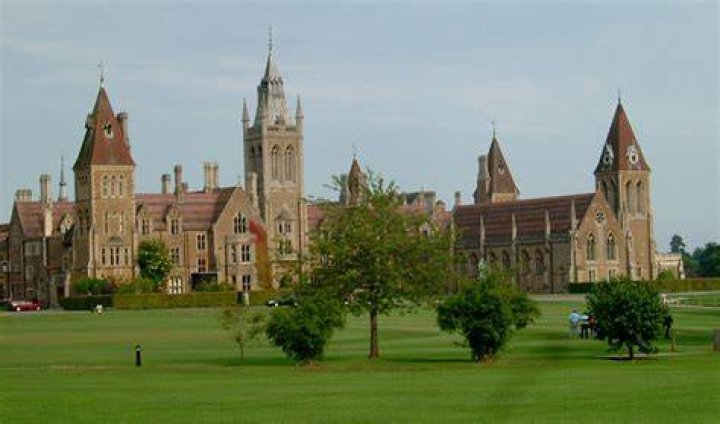 Is charterhouse a catholic school?