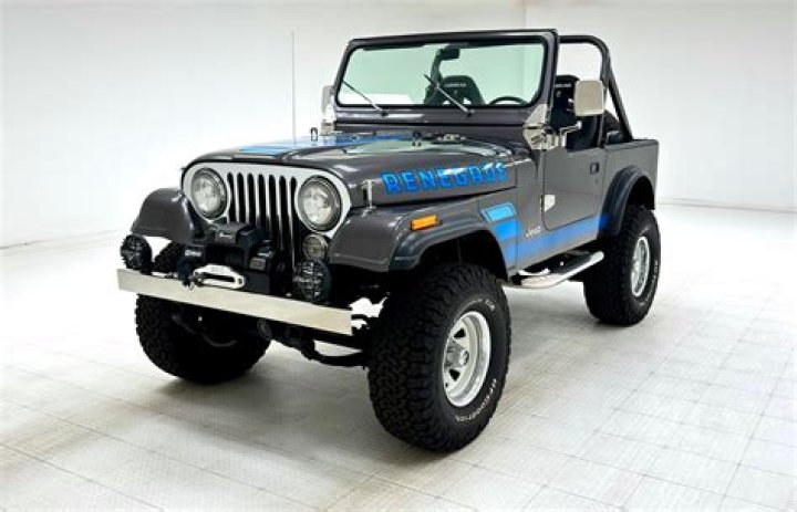 What is a cj7?