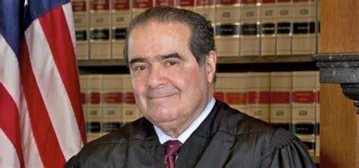 When did scalia die?