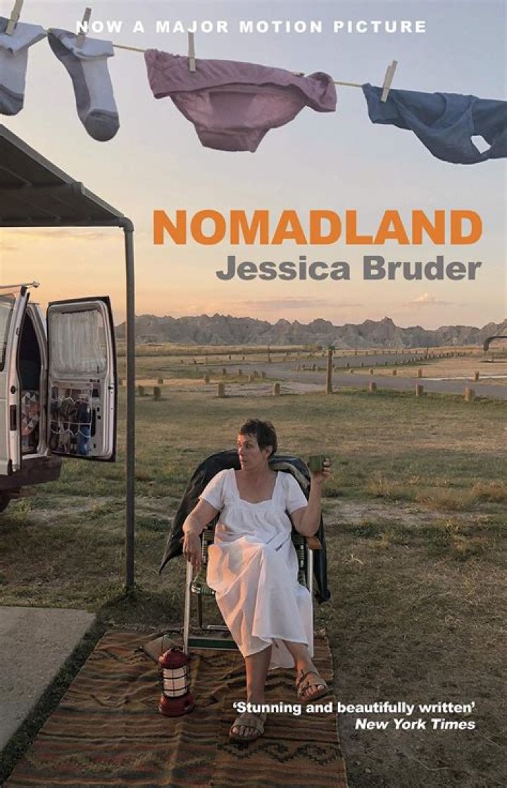 Why nomadland rated r?